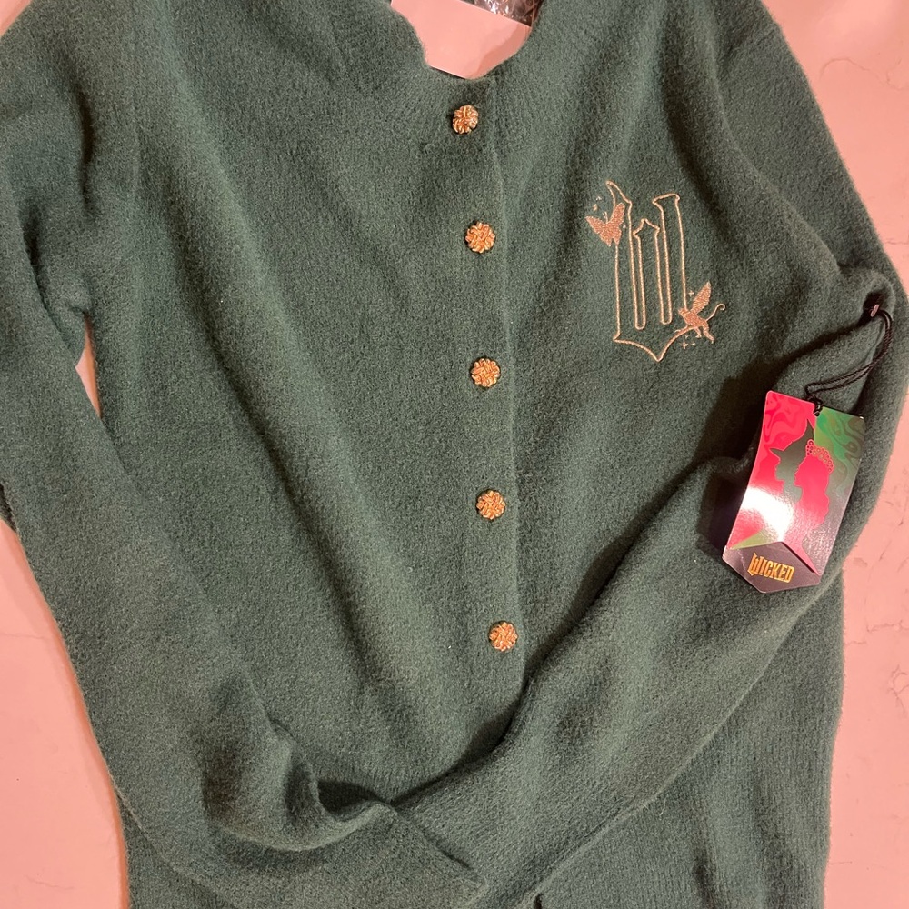 Wicked movie green cardigan sweater Ariana Grande movie Paul Tazewell design NEW - Picture 4 of 9